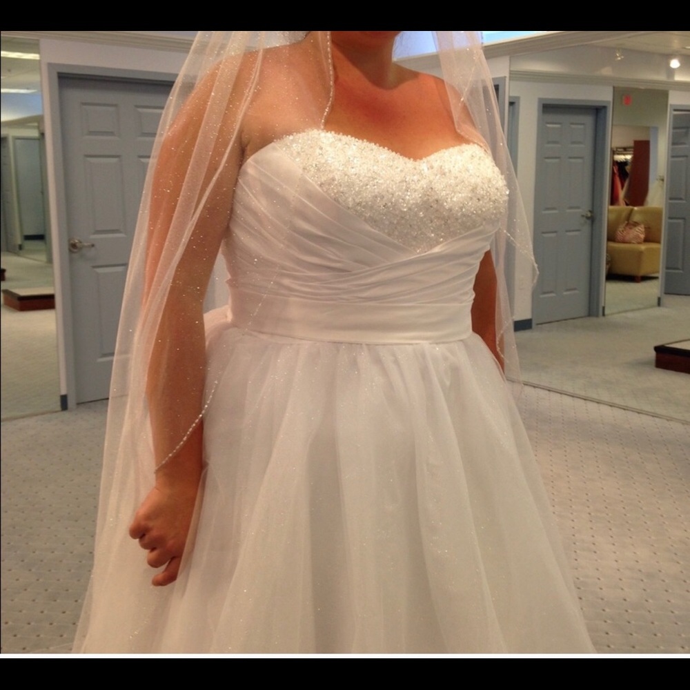 Wedding dress